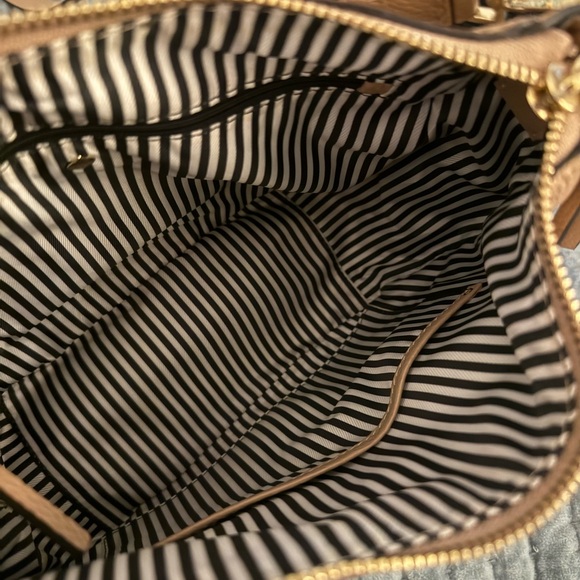 Kate Spade Hobo Pebbled Leather Bag w/ 2 Straps Tan Fawn Gold Hardware EUC - Picture 4 of 10